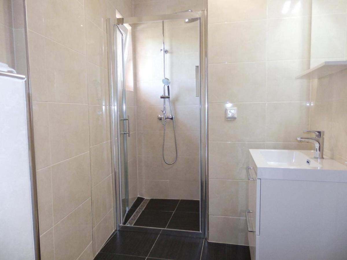 Idila Sea Front Apartments Medulin Ngoại thất bức ảnh