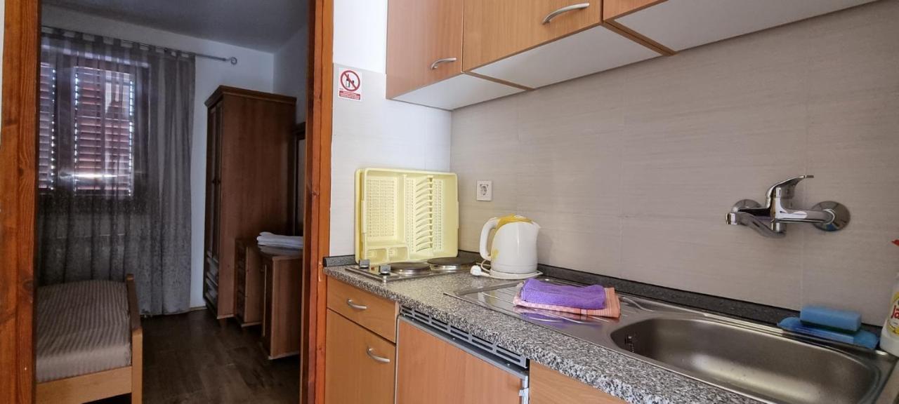 Idila Sea Front Apartments Medulin Ngoại thất bức ảnh