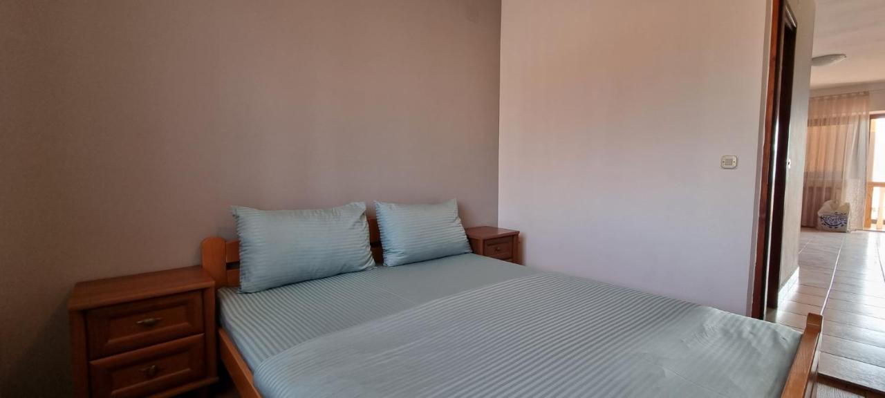Idila Sea Front Apartments Medulin Ngoại thất bức ảnh