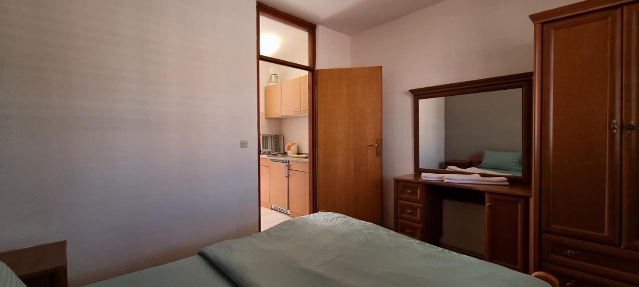 Idila Sea Front Apartments Medulin Ngoại thất bức ảnh